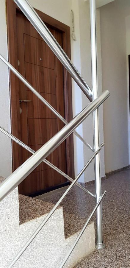 Sarah Apartment كونستانتا المظهر الخارجي الصورة